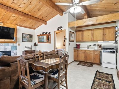 650 San Bernardino Ave