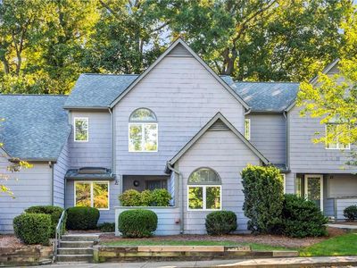 306 N Lindell Rd E