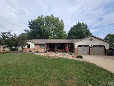 Property at 10 Sugar Ln, Collinsville, IL