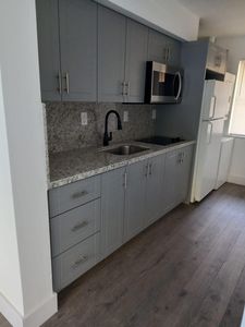 1134 NW 5th St APT 1