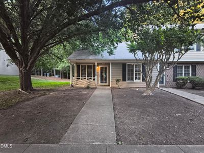 9 Crystal Oaks Ct