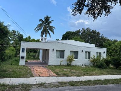 470 NE 130th St