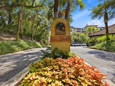 1657 Sea Dunes Pl