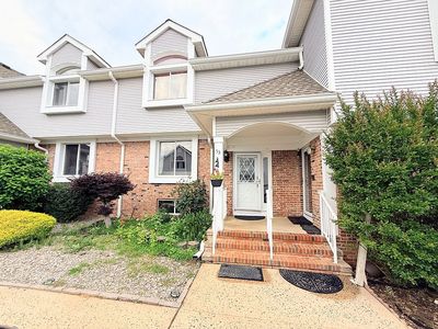 53 Jamie Ct