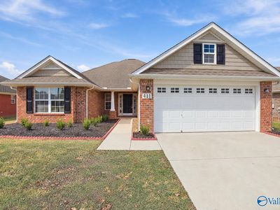 411 Summer Cove Cir NW