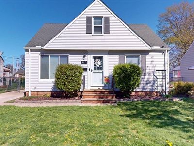 407 Maplewood Dr