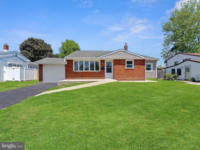 157 W Browning Rd