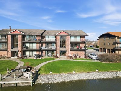 19533 Lake Shore Dr APT 2S