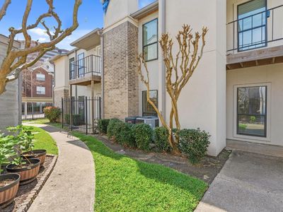 2425 Augusta Dr APT 23