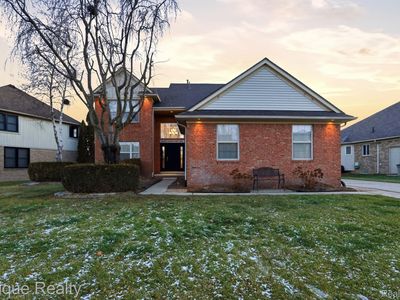 21370 Carlton Dr
