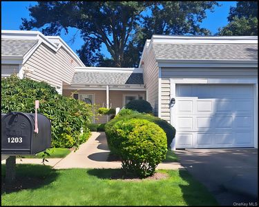 1203 Cabot Court