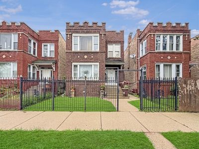 3220 W 65th Pl