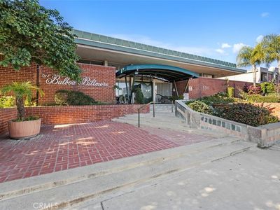 5301 Balboa Blvd #5B