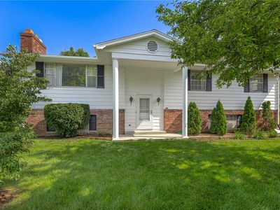 5743 Marblehead Dr