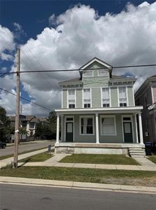 137 S Scott St