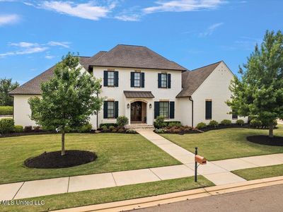 330 Lake Village Dr
