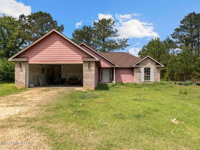 41 Adams Ln