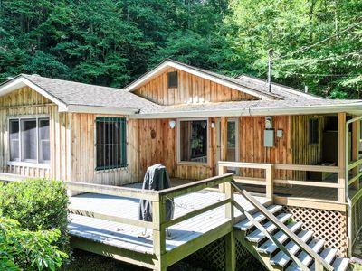 390 Fiddlers Branch Rd