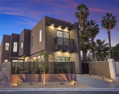 2824 Queens Courtyard Dr