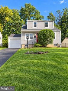 Property at 1008 E Southampton Ave, Wyndmoor, PA