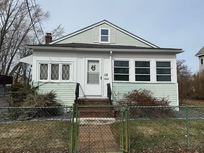 15 Myrtle St