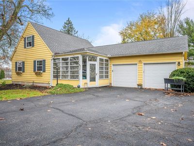 958 Wadsworth Rd