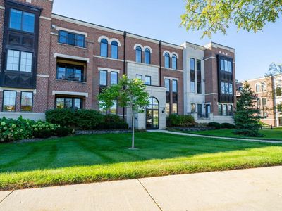 19075 Thomson DRIVE #304