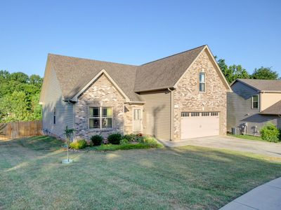 1000 Orchard Hills Dr