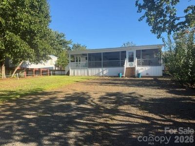 325 Mount View Ln