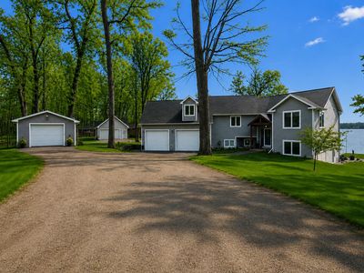 1720 Little Dr