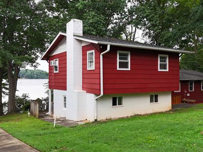 274 Edgewater Rd