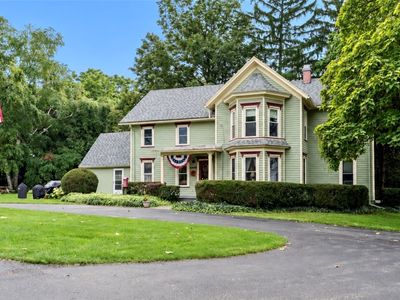 6878 Townline Rd