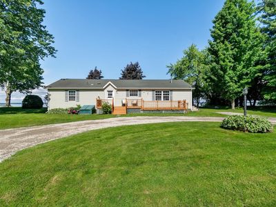 720 Country Club Road
