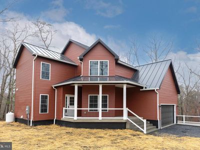 220 Lakeland Cir
