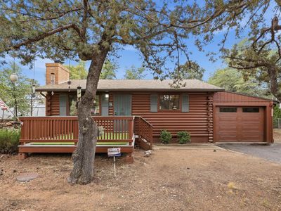 417 E Forest Dr