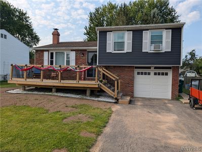 6954 Northview Dr