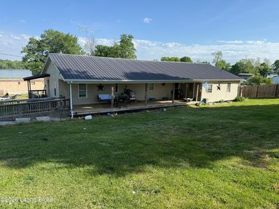 9821 E Highway 144