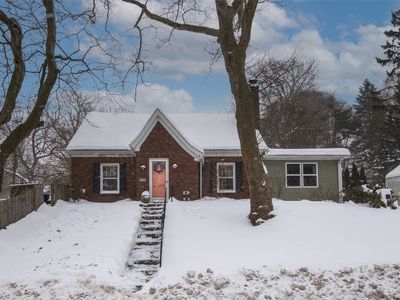 1007 Chestnut Hill Dr