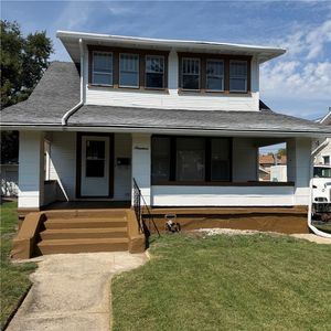 19 Sandhurst Dr