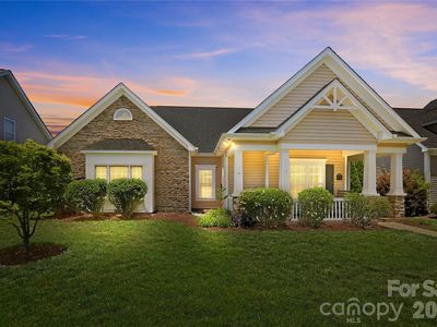 1008 Triple Crown Dr