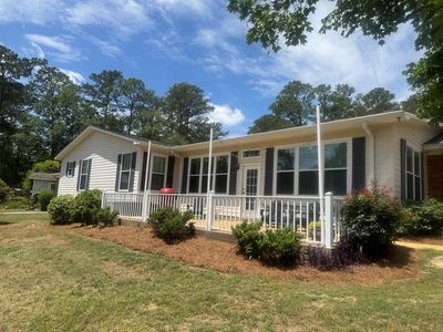 1590 Lullwater Cir SE