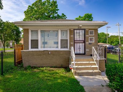 235 W 43rd St
