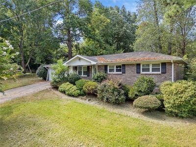 3300 Stoney Dr