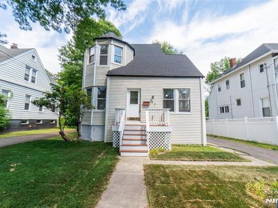 245 Elm Ave