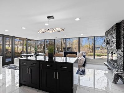 N69W13127 Harding DRIVE