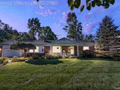 411 Maplehill Rd