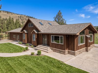 9745 Highway 12 W