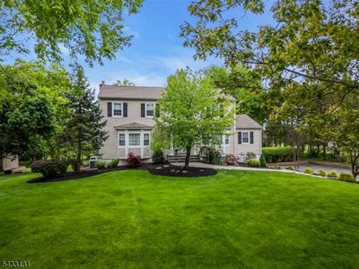566 Glen Ridge Dr