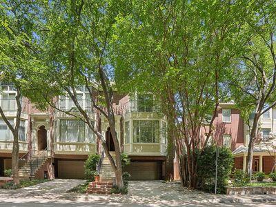 2611 Colby St