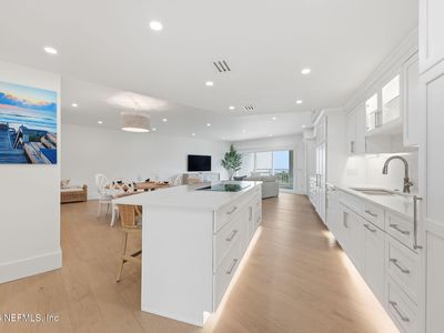 930 SPINNAKERS REACH Drive